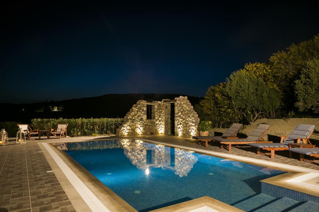 Villa Athinais Lixouri Eksteriør billede