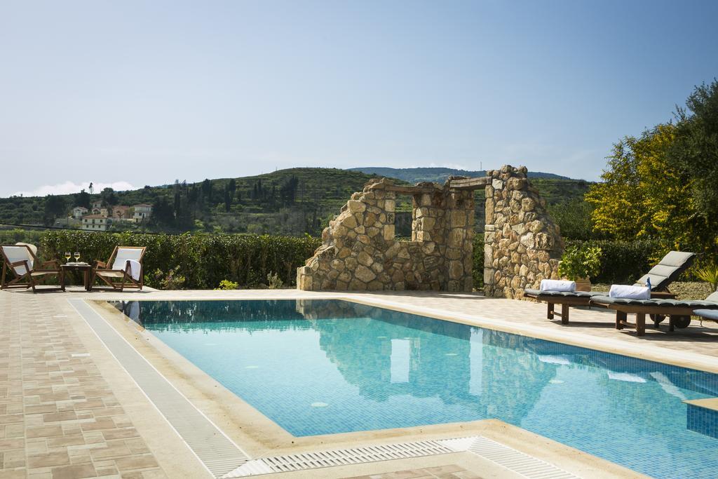 Villa Athinais Lixouri Eksteriør billede